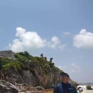 Meet your Posher, Rodrigo